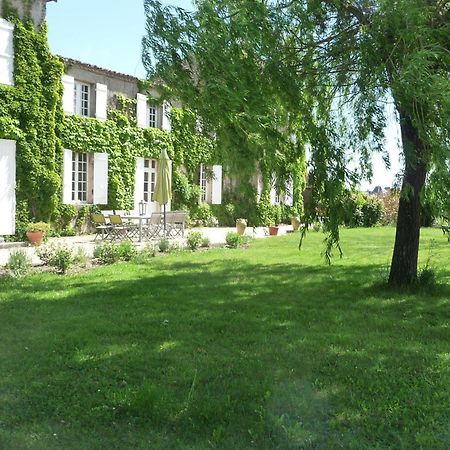 Bed and Breakfast Domaine De La Queyssie Saussignac Esterno foto