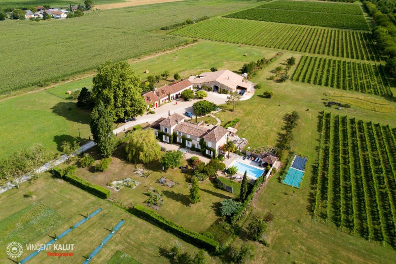 Bed and Breakfast Domaine De La Queyssie Saussignac Esterno foto
