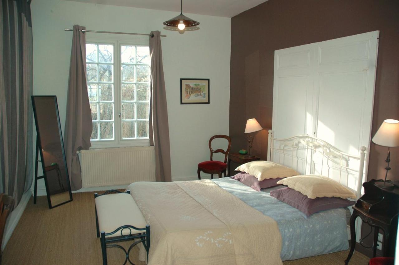 Bed and Breakfast Domaine De La Queyssie Saussignac Esterno foto