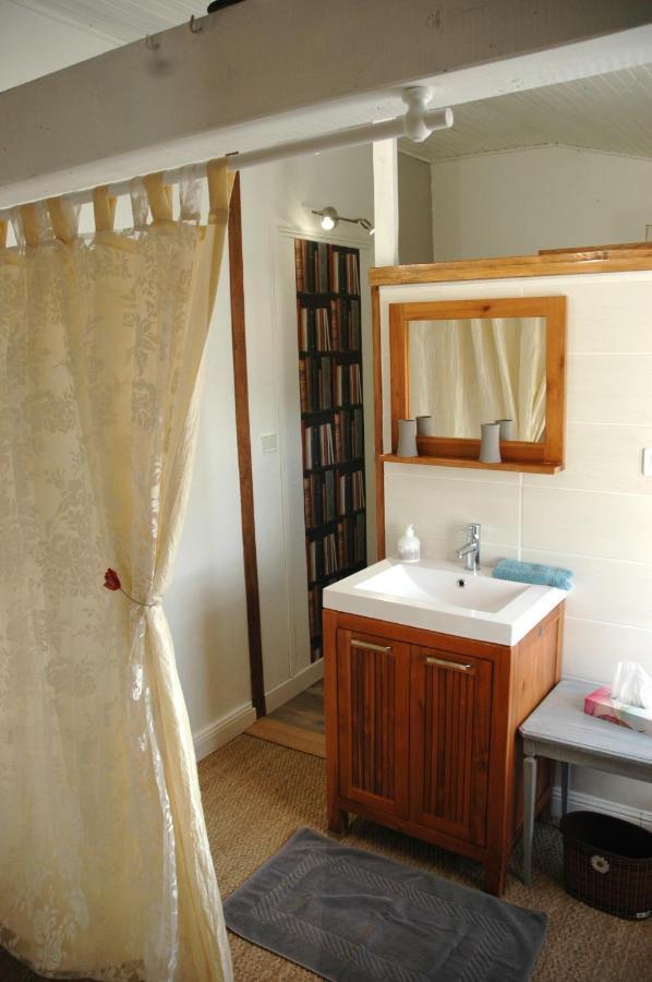 Bed and Breakfast Domaine De La Queyssie Saussignac Esterno foto